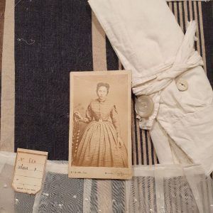 KBN0010 V.A.E. (Veritable Antique Elements) Kit Bonne Nuit