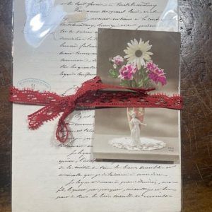 PMP0007 V.A.E. (Veritable Antique Elements) - Papeles Manuscritos Siglo XIX con postal vintage