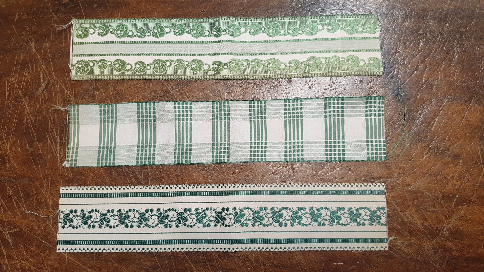 CSM0014 (Veritable Antique Elements) Cintas de seda Art Nouveau