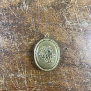 B0085 V.A.E. (Veritable Antique Elements) Broche vintage