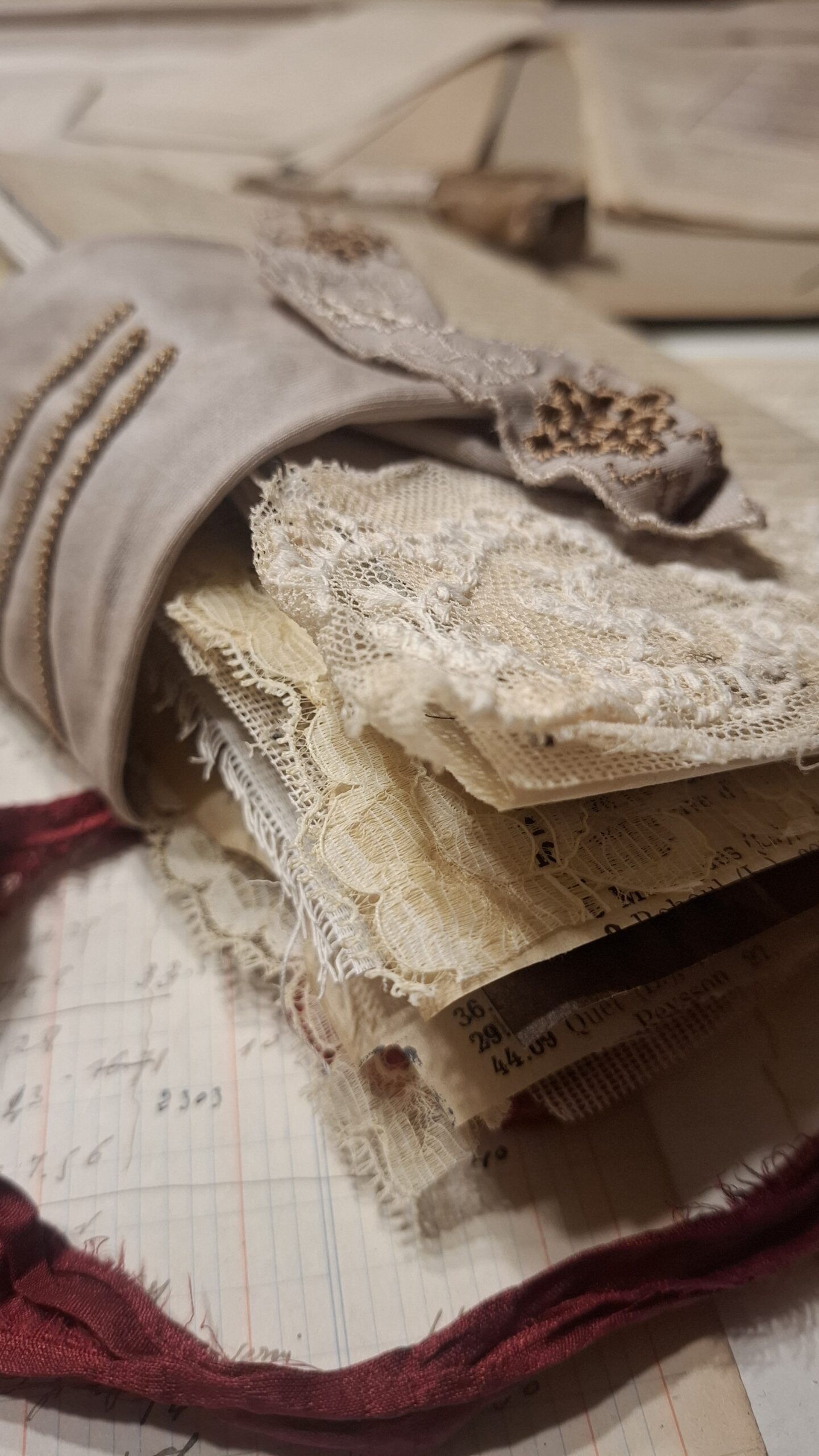 Taller On-line «ART JOURNAL» por Nuria Cuixart de Scrap & Chic y Nuria Munné de Scrap & Papers - Imagen 4