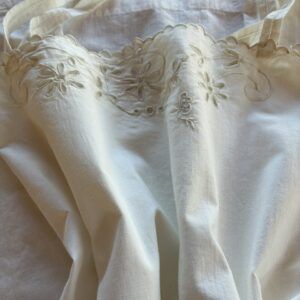 CAM0004 V.A.E. (Veritable Antique Elements) Camisón de algodón principios Siglo XX