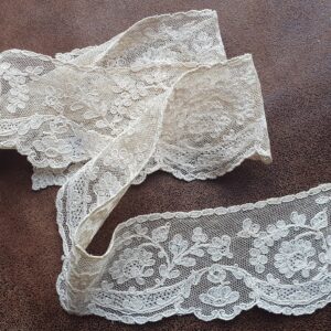 PAM0046 - V.A.E. (Veritable Antique Elements) Puntillas Antiguas (mamo 1880) Siglos XIX y XX