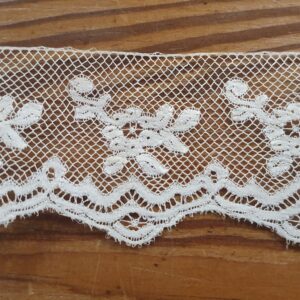 PAM0066 - V.A.E. (Veritable Antique Elements) Puntilla Antigua hecha a mano - Siglos XIX y XX