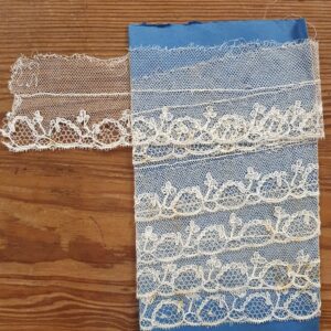 PAM0068 - V.A.E. (Veritable Antique Elements) Puntilla Antigua hecha a mano - Siglos XIX y XX