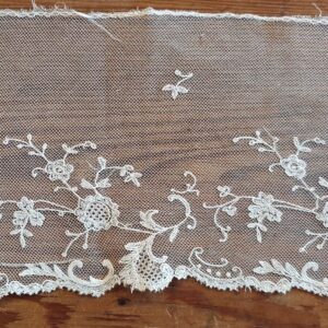 PAM0077 – V.A.E. (Veritable Antique Elements) Puntilla Antigua hecha a mano – Siglos XIX y XX